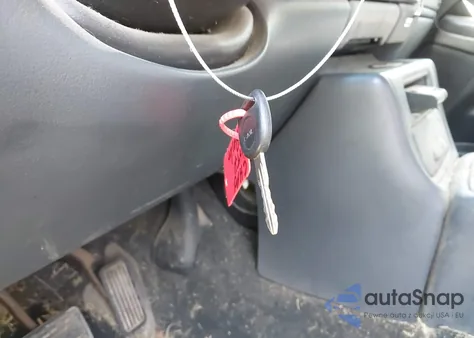 2002 GMC Sierra 2500Hd Sle из США, поврежденный, VIN 1GTHC29G62E304008